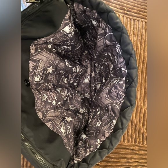 Steve Madden Overnight Bag - Picture 7 of 7